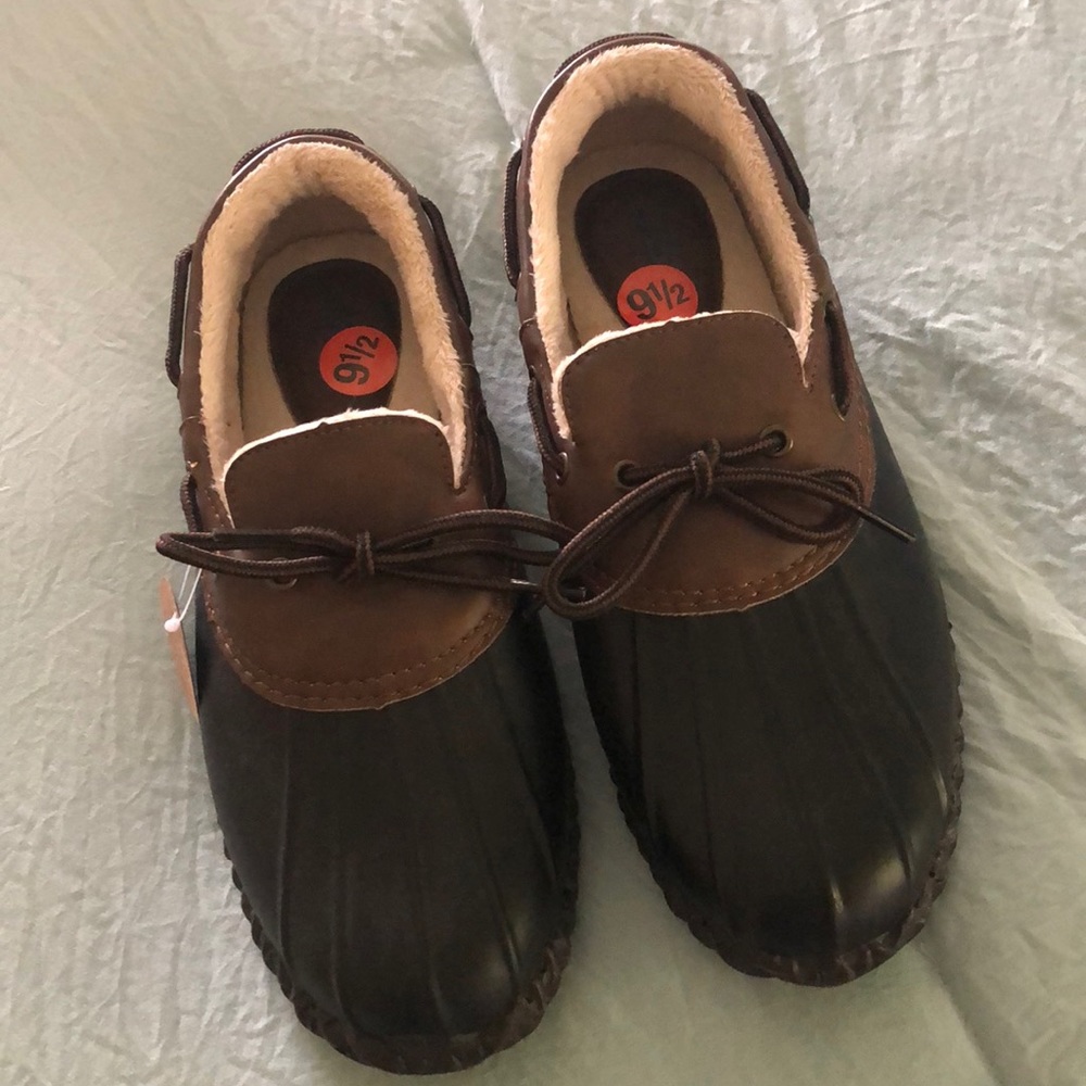 Women’s rubber sole shoes